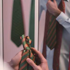 Jak się wiąże krawat?